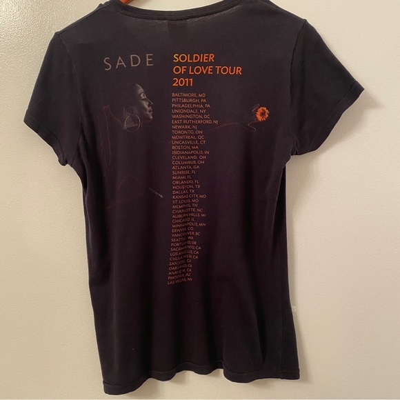 SADE - Picture 5 of 5